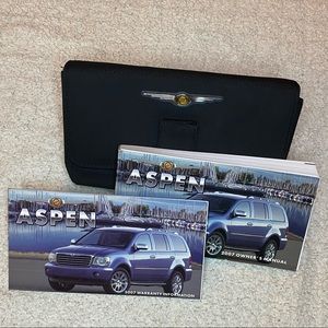 Chrysler Aspen Owners Manual, 2007 Warranty information book, velcro Case